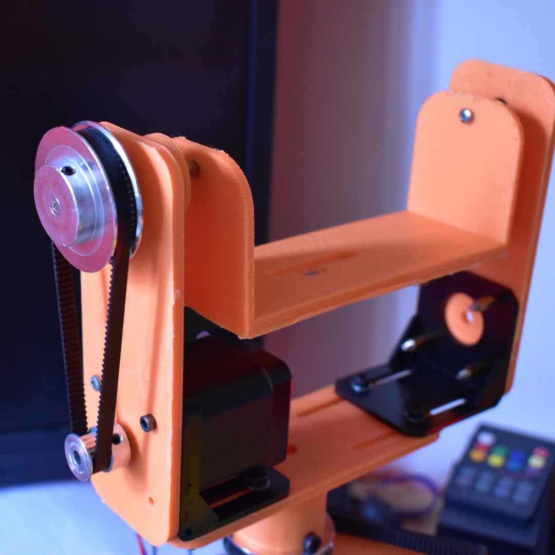 DSLR Camera Pan and tilt mechanism